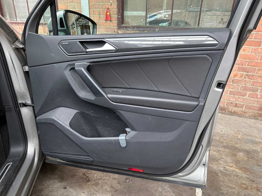 Volkswagen Tiguan R-Line 1.5 TSI ACT Highline Business 150PS 2020, H-128-NT