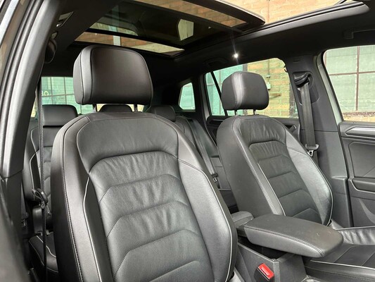 Volkswagen Tiguan R-Line 1.5 TSI ACT Highline Business 150hp 2020, H-128-NT