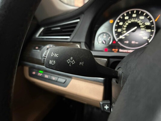 BMW 750Li xDrive 4.4 V8 405hp 2010 7 Series F02
