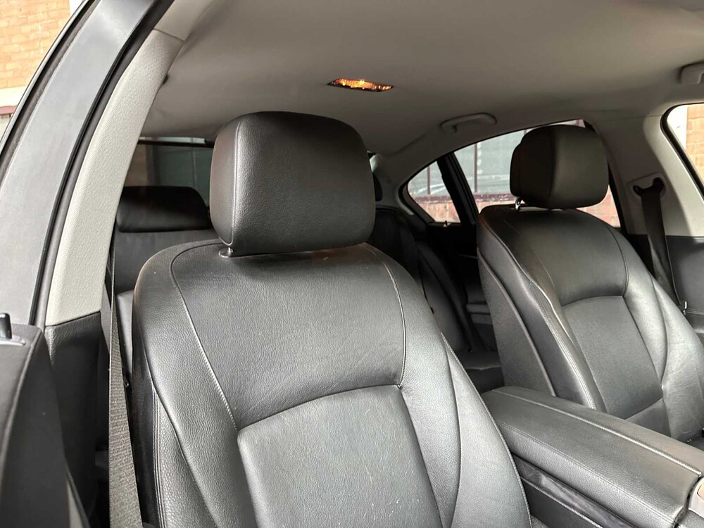 BMW ActiveHybrid7 F04 4.4 V8 465PS 2011