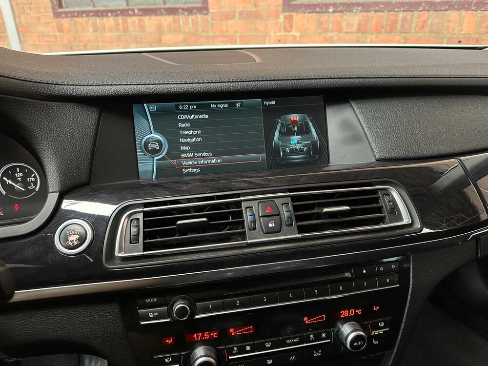 BMW ActiveHybrid7 F04 4.4 V8 465PS 2011