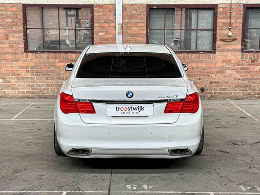BMW ActiveHybrid7 F04 4.4 V8 465hp 2011
