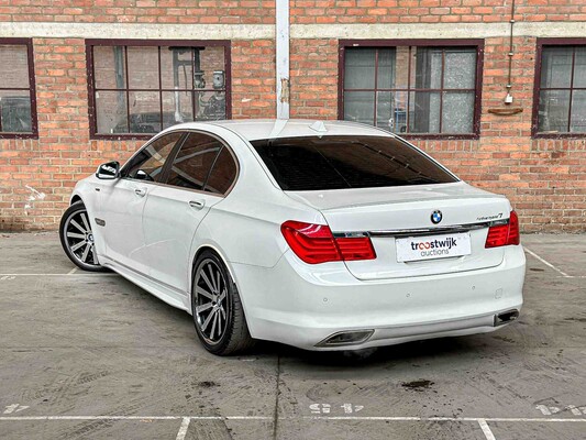 BMW ActiveHybrid7 F04 4.4 V8 465hp 2011