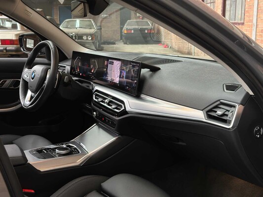 BMW 318d Touring 2.0 G21 150hp 2023 3-Series