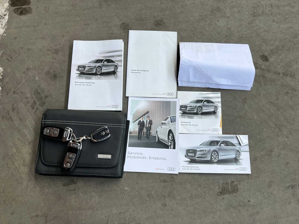 Audi S8 Plus 4.0 TFSI V8T Quattro 605PS 2016