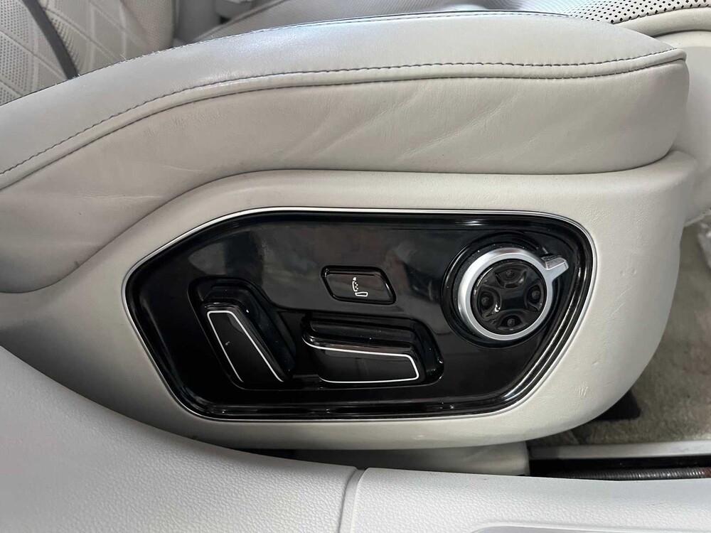 Audi S8 Plus 4.0 TFSI V8T Quattro 605PS 2016