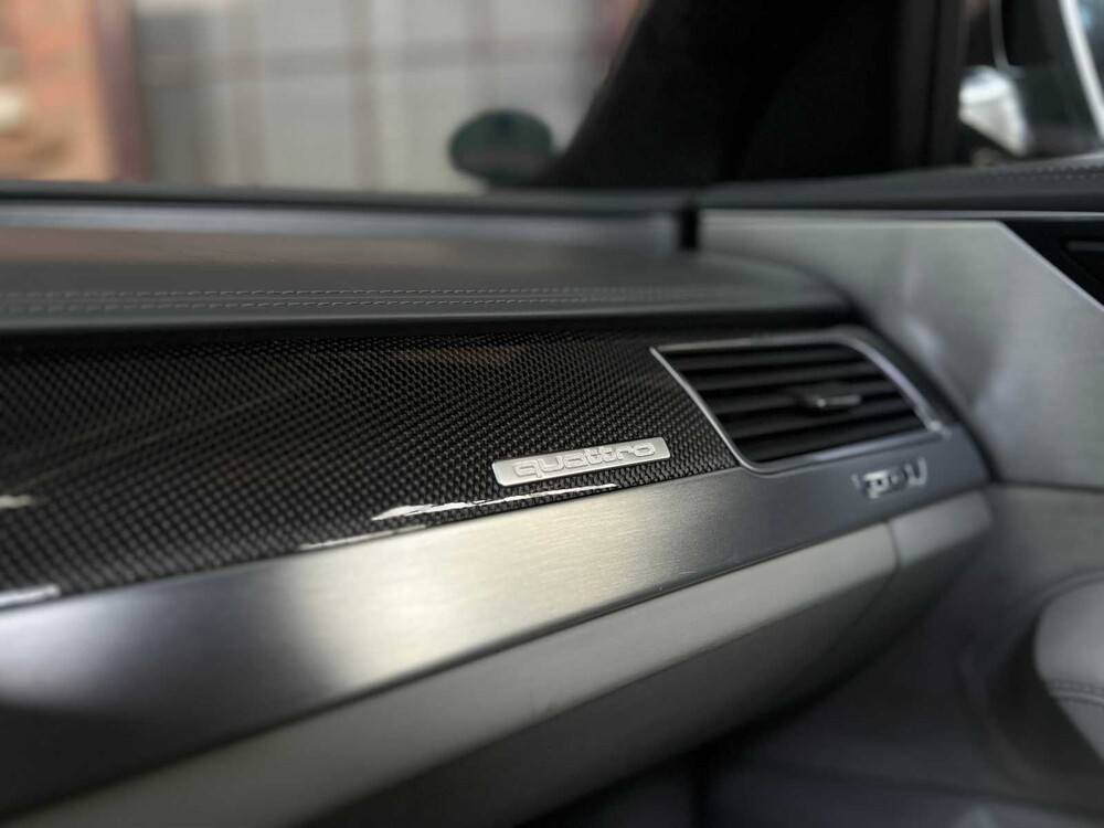 Audi S8 Plus 4.0 TFSI V8T Quattro 605PS 2016