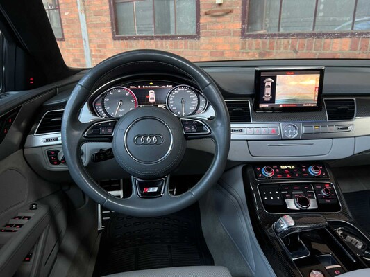 Audi S8 Plus 4.0 TFSI V8T Quattro 605hp 2016