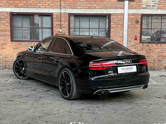 Audi S8 Plus 4.0 TFSI V8T Quattro 605hp 2016