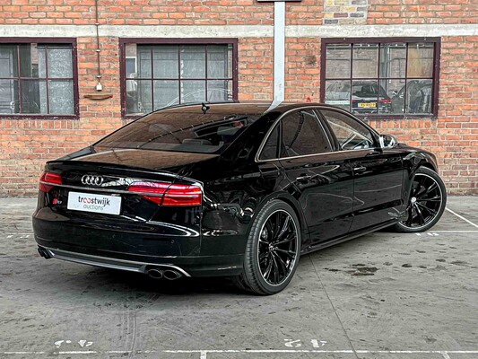Audi S8 Plus 4.0 TFSI V8T Quattro 605hp 2016