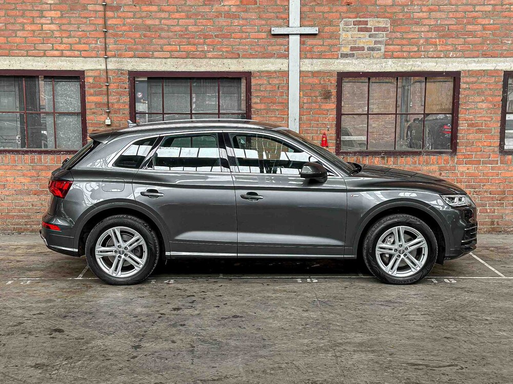 Audi Q5 50 TFSI e Quattro S Edition 252PS 2020, J-208-DS