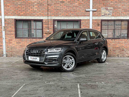 Luxury & sports cars in Boxmeer