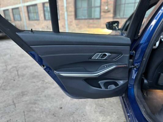 BMW 318i Business Edition 156hp 2021 3-Series, N-632-BP
