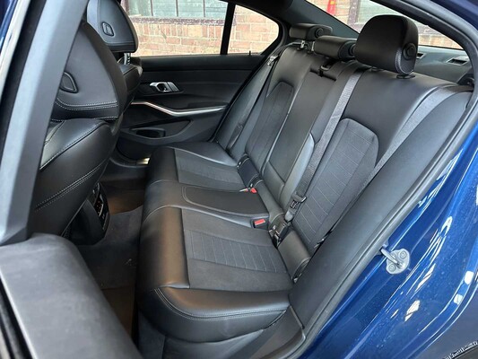 BMW 318i Business Edition 156hp 2021 3-Series, N-632-BP