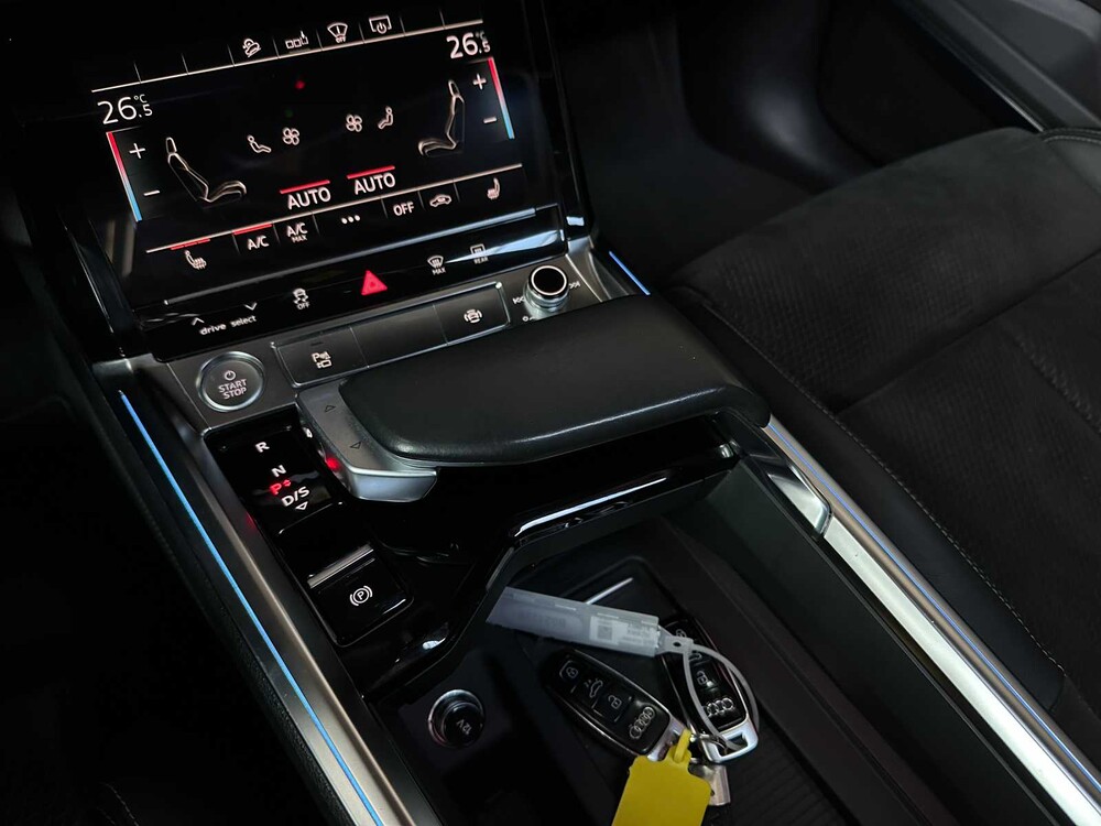 Audi e-tron 55 Quattro S-Line Advanced Pro Line 95kWh 408PS 2020, L-477-HV