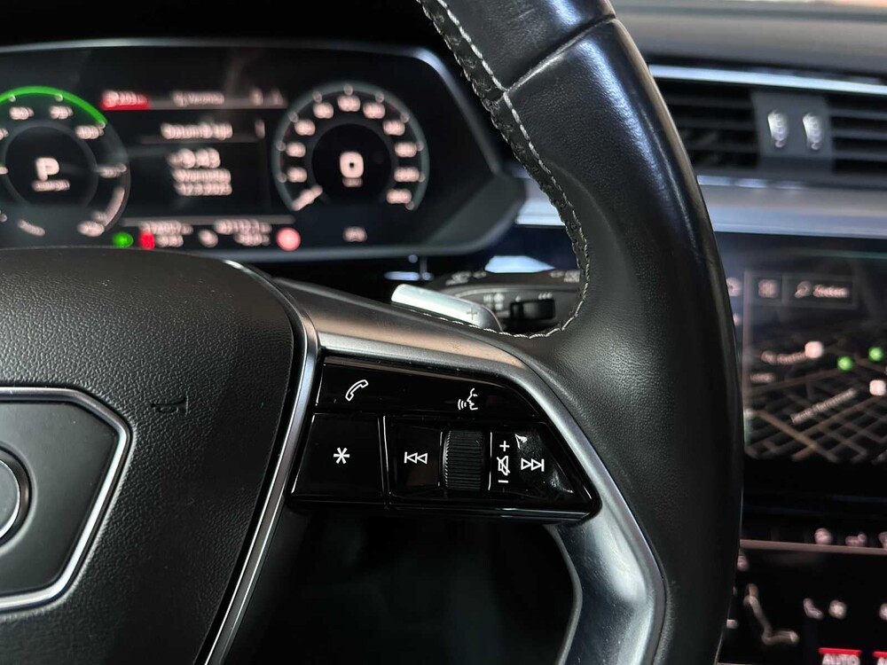 Audi e-tron 55 Quattro S-Line Advanced Pro Line 95kWh 408PS 2020, L-477-HV