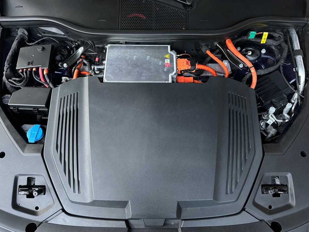 Audi e-tron 55 Quattro S-Line Advanced Pro Line 95kWh 408PS 2020, L-477-HV