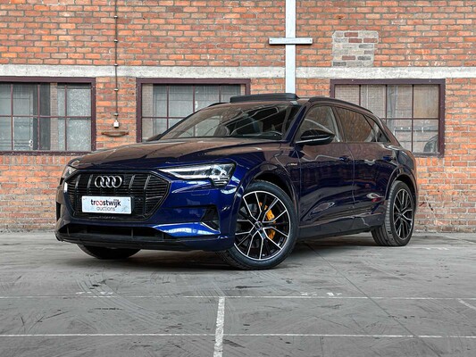 Luxury & sports cars in Boxmeer