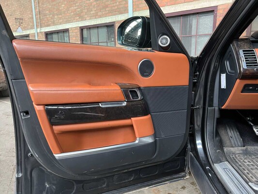 Land Rover Range Rover 4.4 SDV8 Autobiography 340hp 2013, 91-ZVT-5
