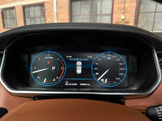 Land Rover Range Rover 4.4 SDV8 Autobiography 340hp 2013, 91-ZVT-5