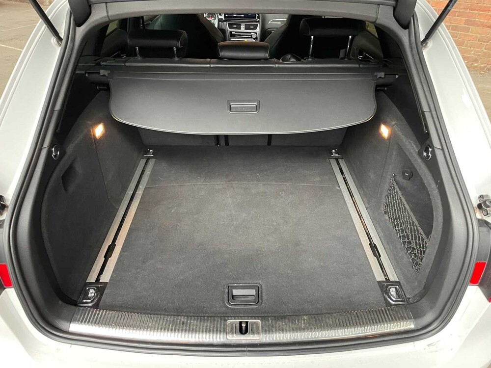 Audi RS4 Avant 4.2 FSI V8 Quattro 450PS 2012, H-121-HG