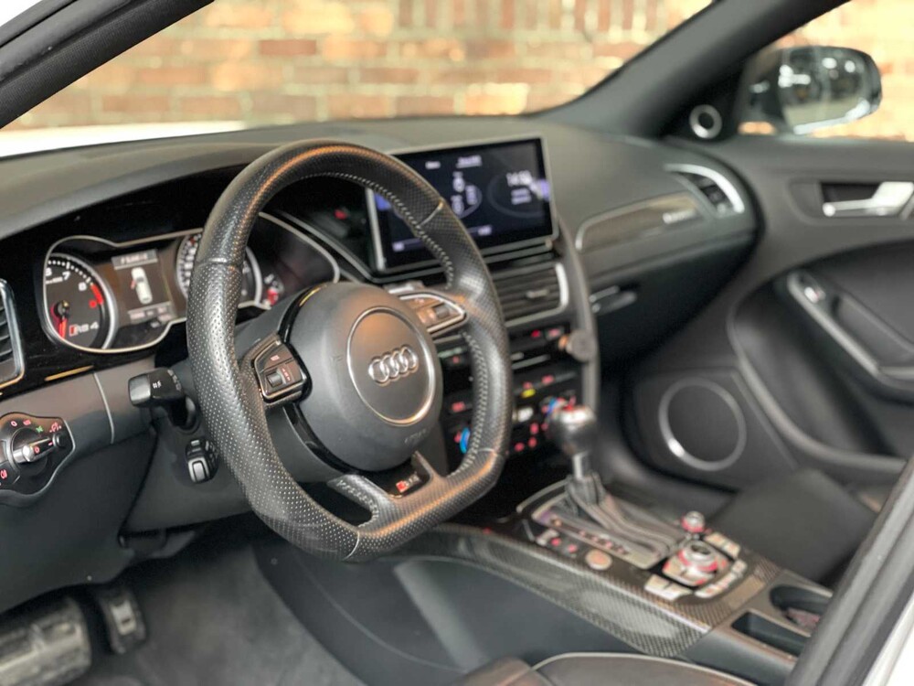 Audi RS4 Avant 4.2 FSI V8 Quattro 450PS 2012, H-121-HG