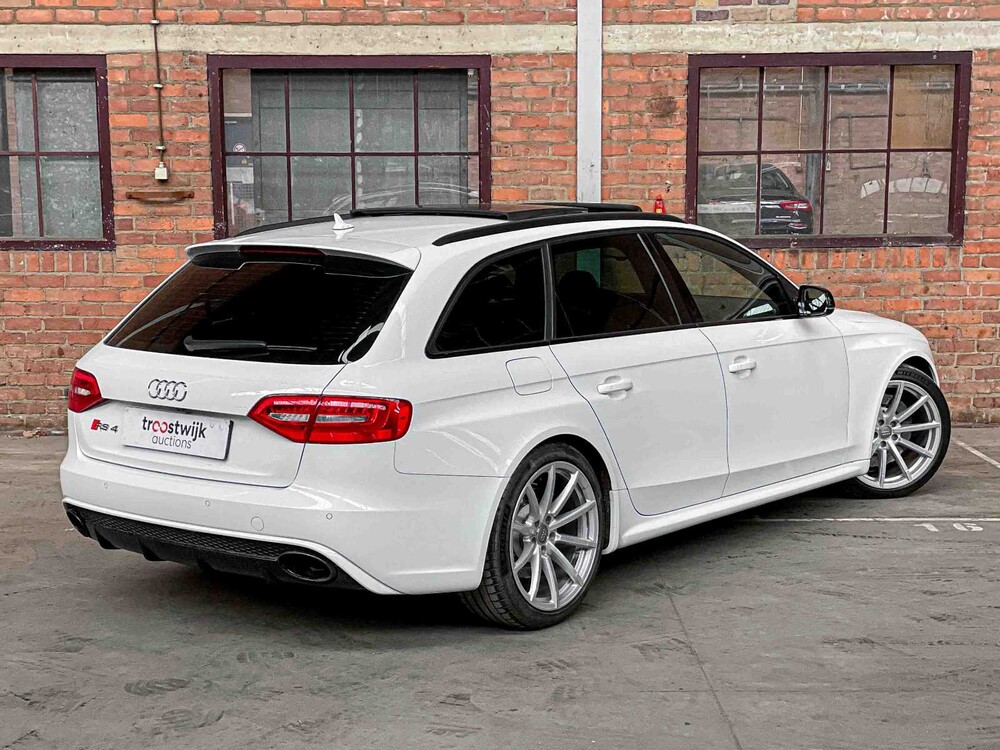 Audi RS4 Avant 4.2 FSI V8 Quattro 450PS 2012, H-121-HG