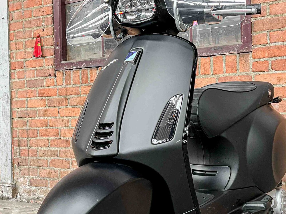 Vespa Sprint 50 -Notte Edition- 2019, DVN-53-L Scooter