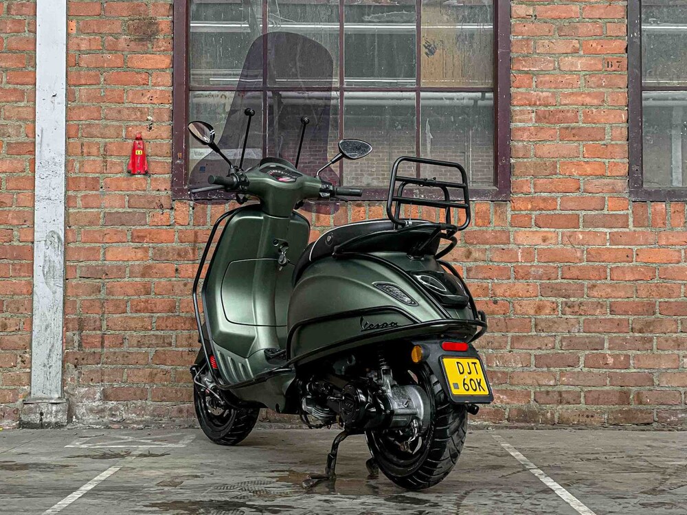 Vespa Sprint 4T 49cc (CUSTOM) Piaggio, DJT-60-K Roller