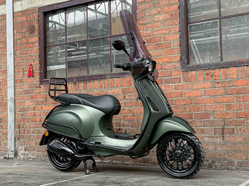Vespa Sprint 4T 49cc (CUSTOM) Piaggio, DJT-60-K Roller