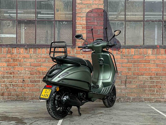 Vespa Sprint 4T 49cc (CUSTOM) Piaggio, DJT-60-K Scooter