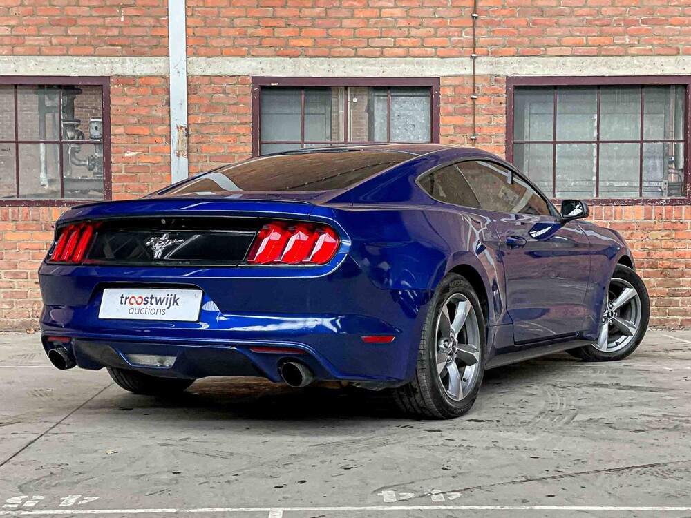 Ford Mustang 3.7 V6 300PS 2015 Coupé 