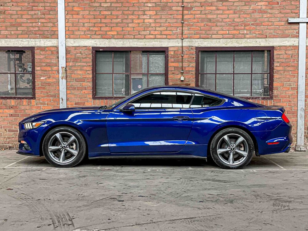 Ford Mustang 3.7 V6 300PS 2015 Coupé 