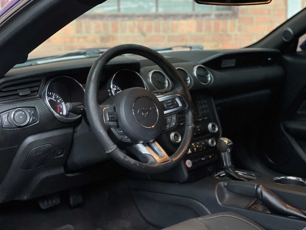 Ford Mustang 3.7 V6 300PS 2015 Coupé 