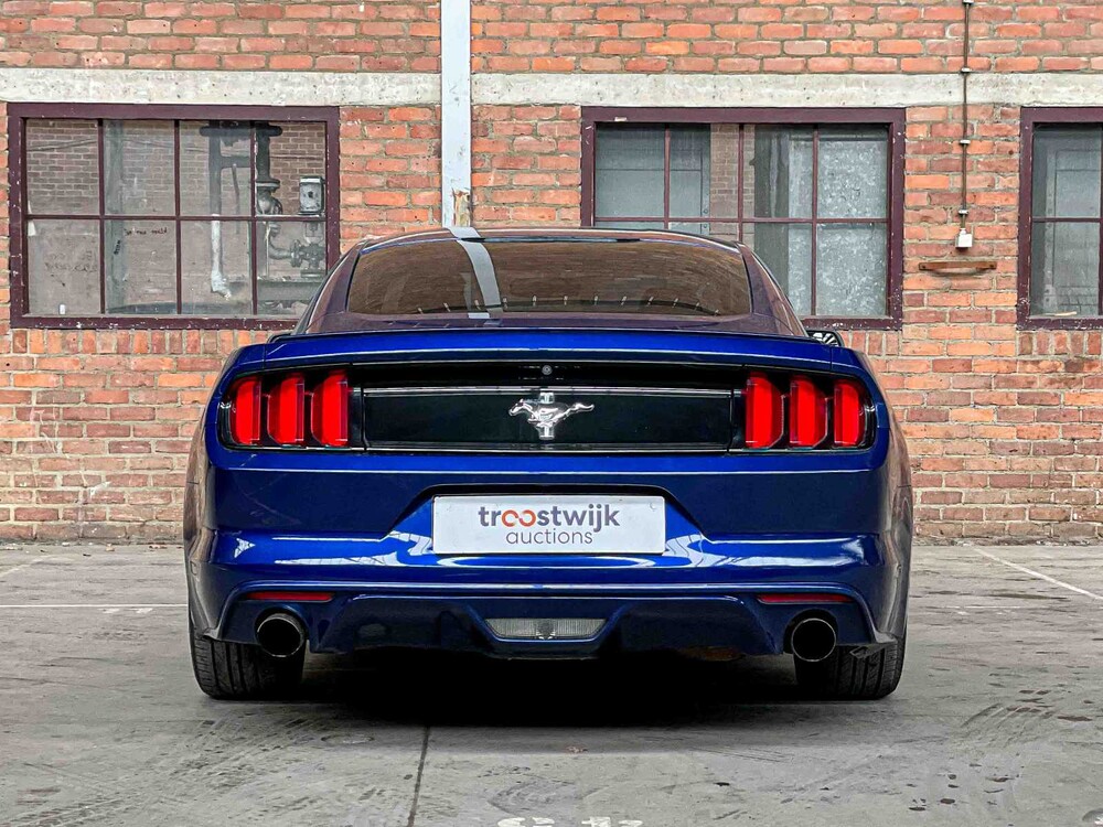 Ford Mustang 3.7 V6 300PS 2015 Coupé 