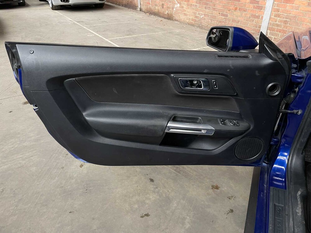 Ford Mustang 3.7 V6 300PS 2015 Coupé 