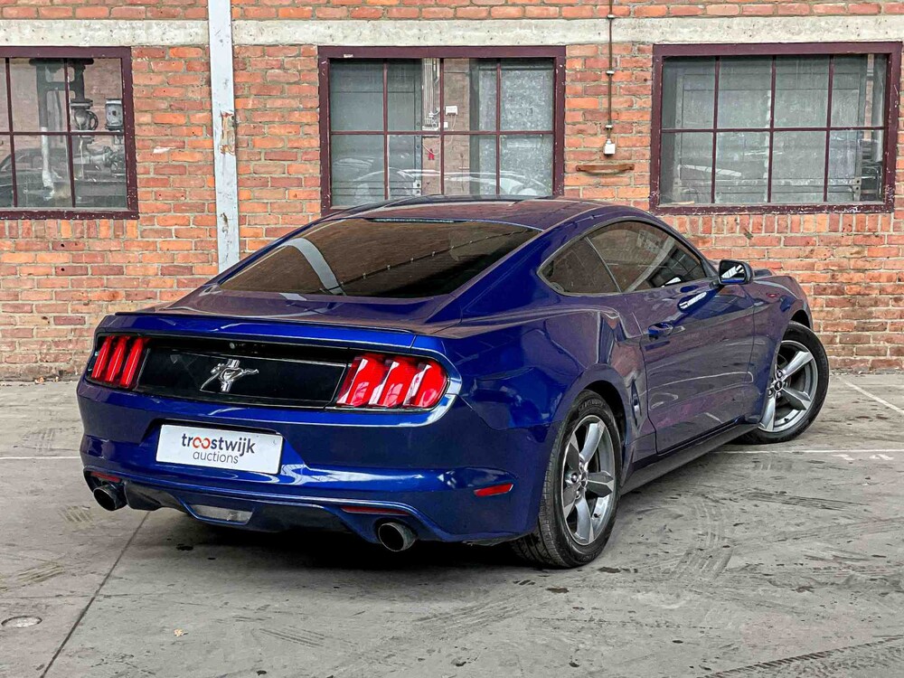 Ford Mustang 3.7 V6 300PS 2015 Coupé 