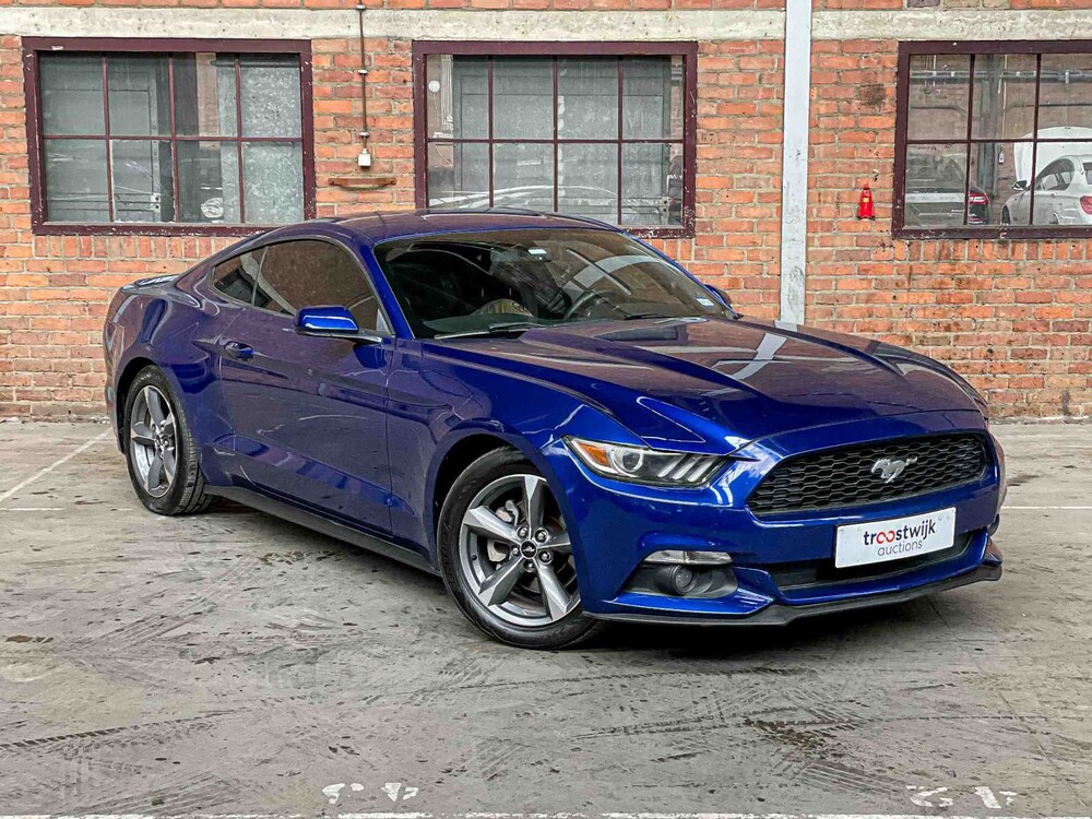 Ford Mustang 3.7 V6 300PS 2015 Coupé 