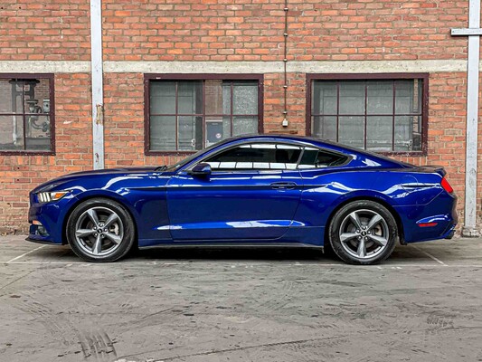 Ford Mustang 3.7 V6 300hp 2015 Coupé