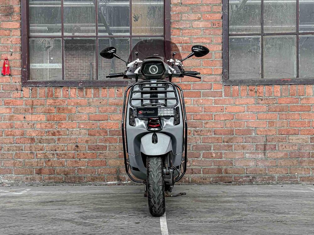 Vespa Sprint 4T 2014, F-031-XV Roller