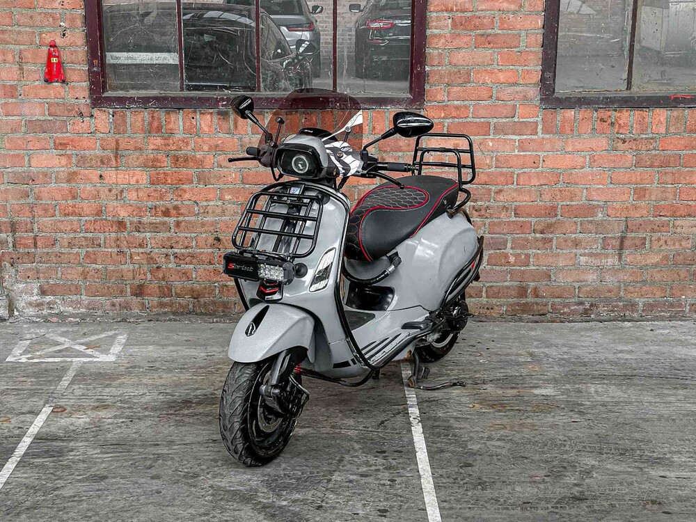 Vespa Sprint 4T 2014, F-031-XV Roller