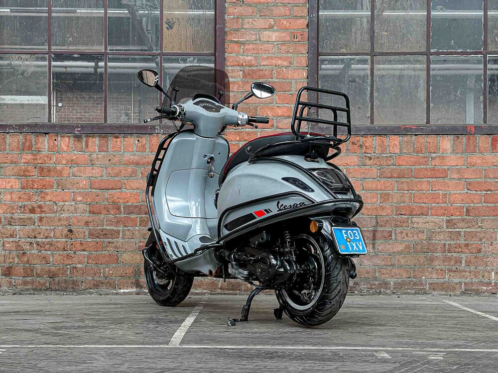 Vespa Sprint 4T 2014, F-031-XV Roller
