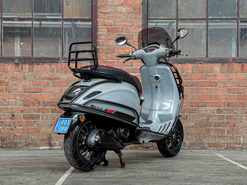 Vespa Sprint 4T 2014, F-031-XV Roller