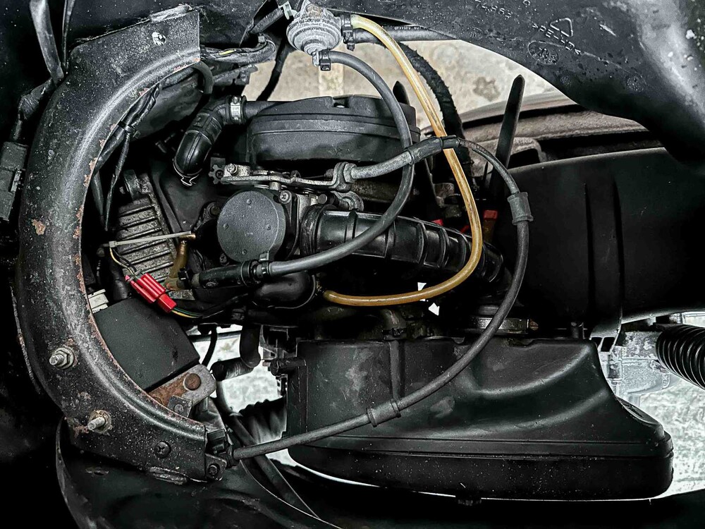 Vespa Sprint 4T 2014, F-031-XV Roller