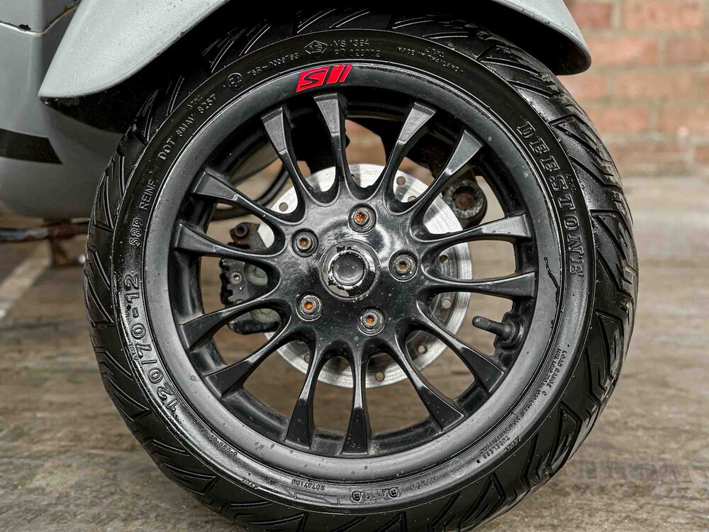 Vespa Sprint 4T 2014, F-031-XV Roller