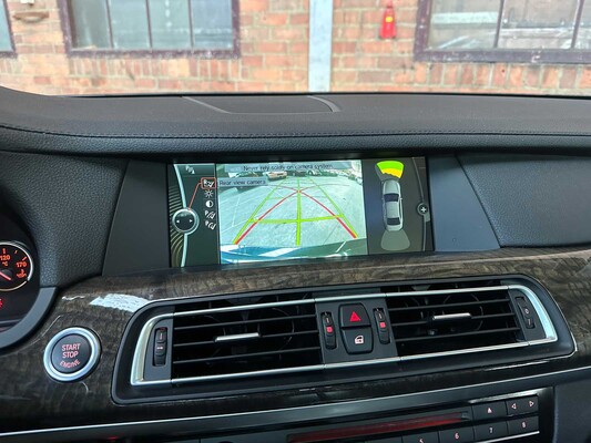 BMW ActiveHybrid7 F04 4.4 V8 465hp 2011