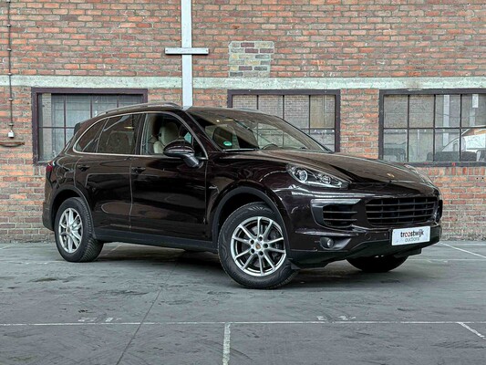 Porsche Cayenne 3.0 D V6 Platinum Edition (FACELIFT) 239hp 2017, G-774-RB
