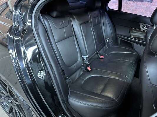 Jaguar XF R 5.0 V8 SUPERCHARGED 510hp 2011