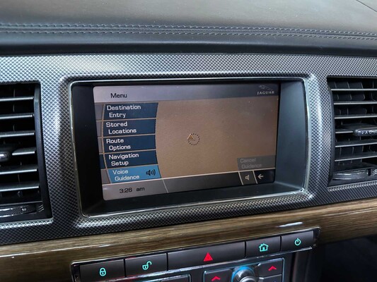 Jaguar XF R 5.0 V8 SUPERCHARGED 510hp 2011
