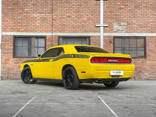 Dodge Challenger 5.7 V8 HEMI 372hp 2010